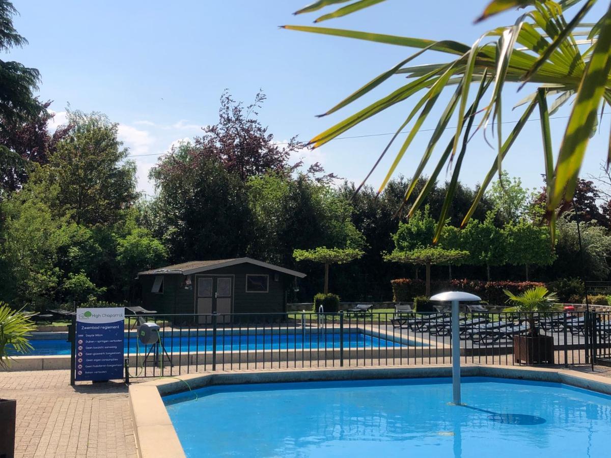 Woodlodge High Chaparral Oorsbeek 外观 照片